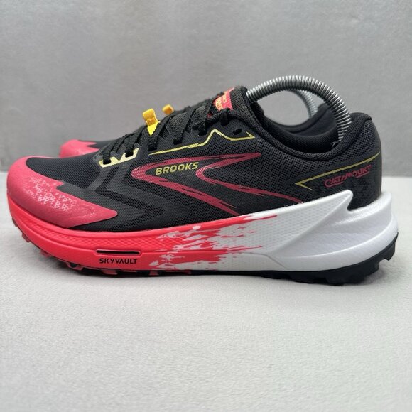 Womens Size 10 (B) Brooks Catamount 3 Shoes Black / Diva Pink Trail Running - Picture 3 of 8